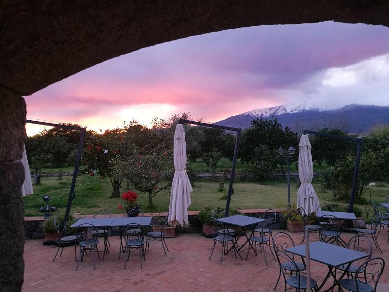 Agriturismo Galea Riposto Bagian luar foto